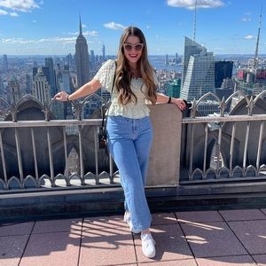 Meet your Posher, Camille